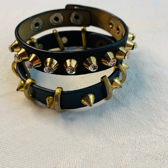 COPY - Set of 2 faux leather with gold studs snap on bracelets *add on f… - Picture 12 of 13